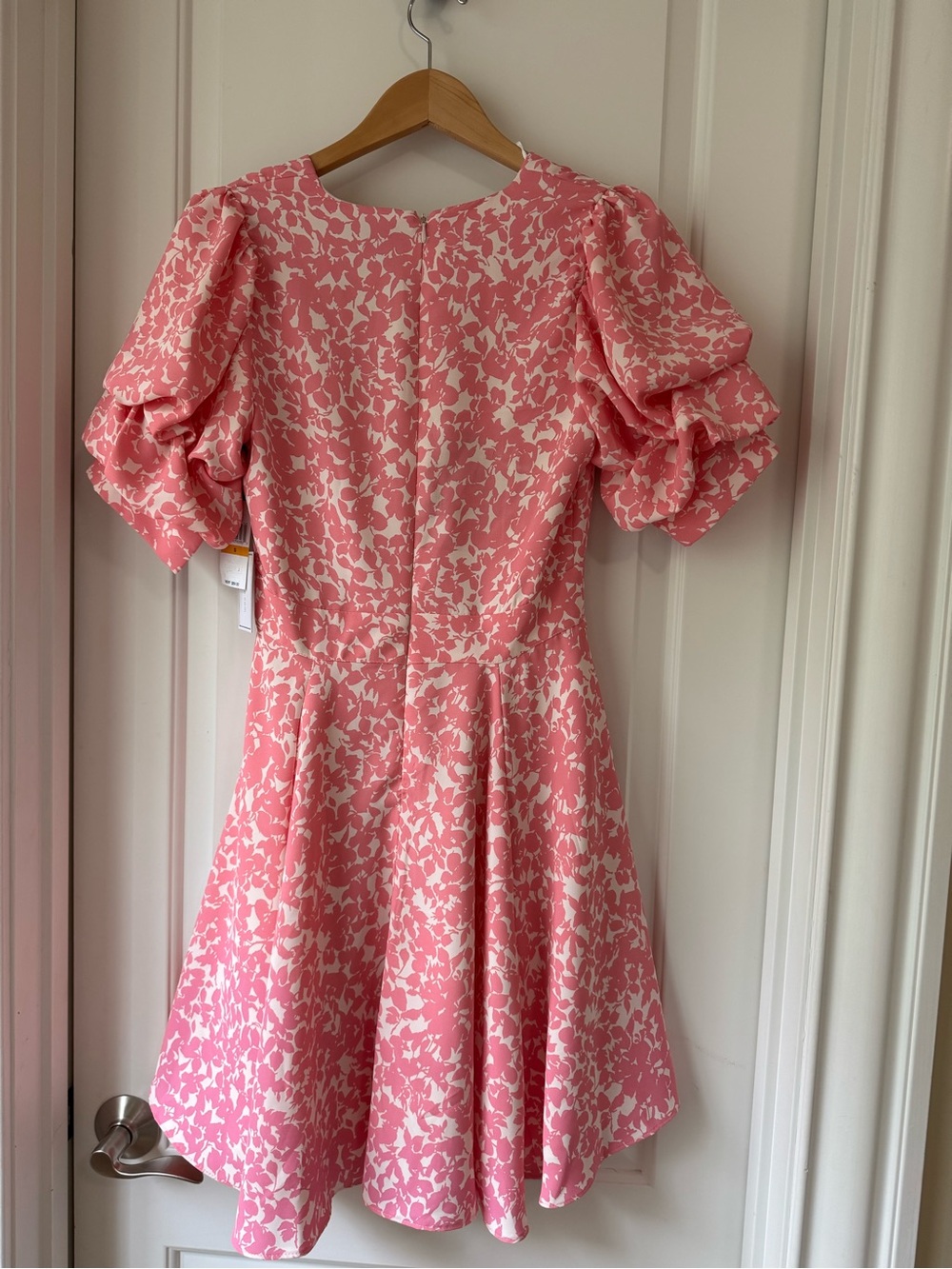 1. State Pink and White Floral Puff Sleeve Mini Dress - Picture 2 of 3